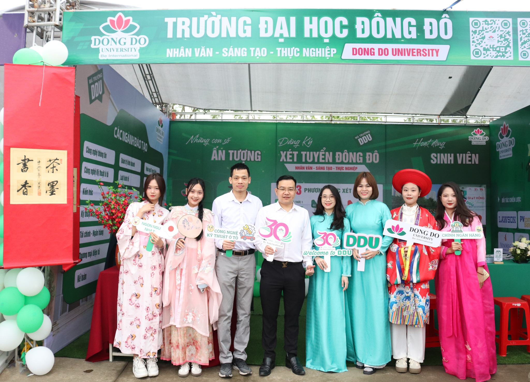 Danh sách cán bộ tư vấn tuyển sinh hệ đại học chính quy năm 2025