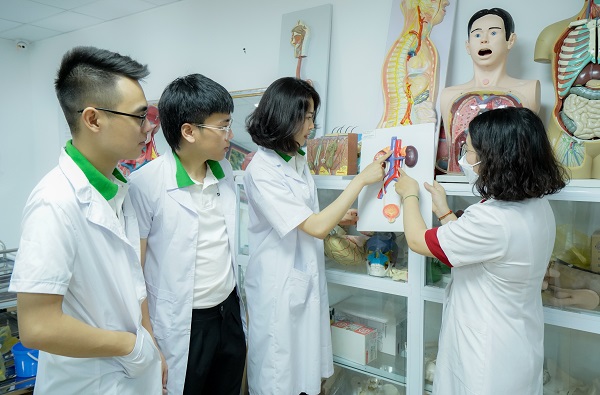 Giới thiệu khoa Dược - Xét nghiệm