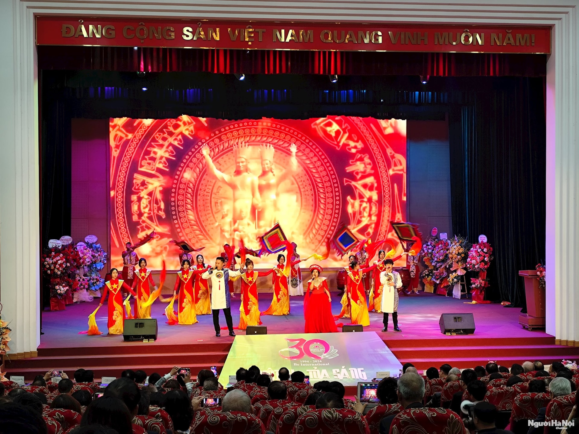 Tạp chí Người Hà Nội: Trường Đại học Đông Đô – Dấu ấn 30 năm đồng hành cùng giáo dục Thủ đô