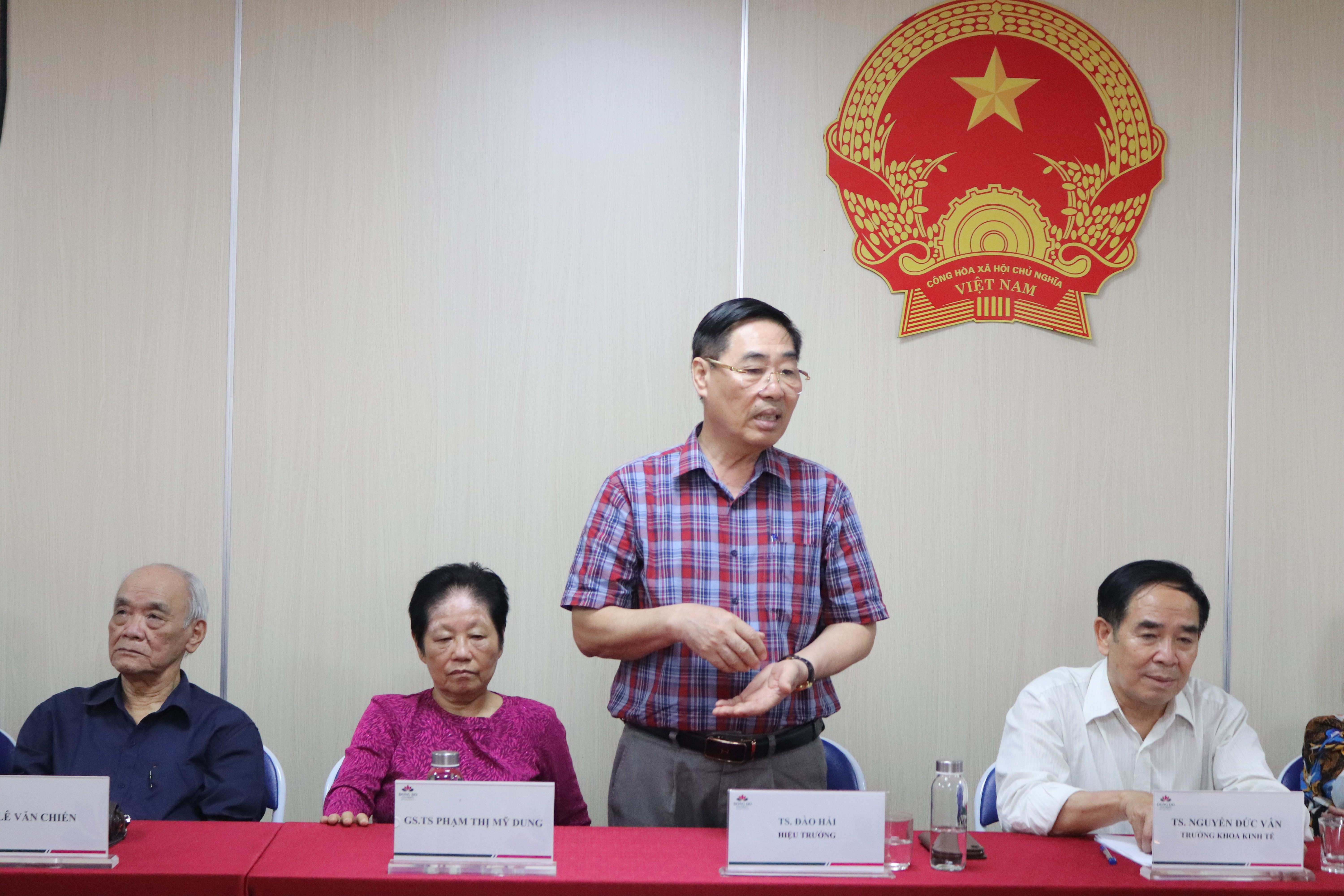 Trường Đại học Đông Đô tổ chức gặp mặt học viên sau đại học Khóa 12, 13: Đồng hành định hướng nghiên cứu