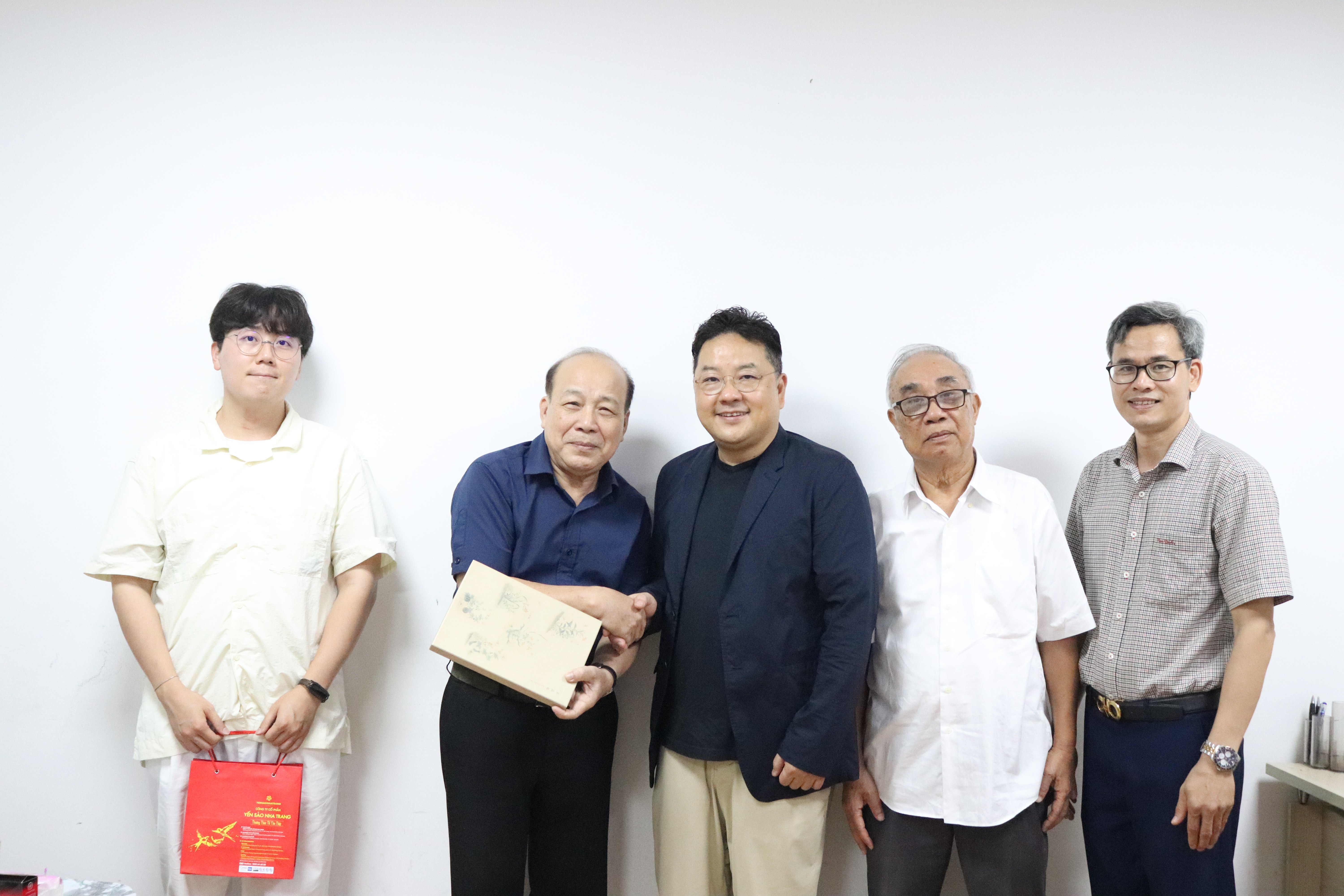 Trường Đại học Đông Đô và Đại học Catholic Kwandong (Hàn Quốc) hướng tới hợp tác đào tạo quốc tế