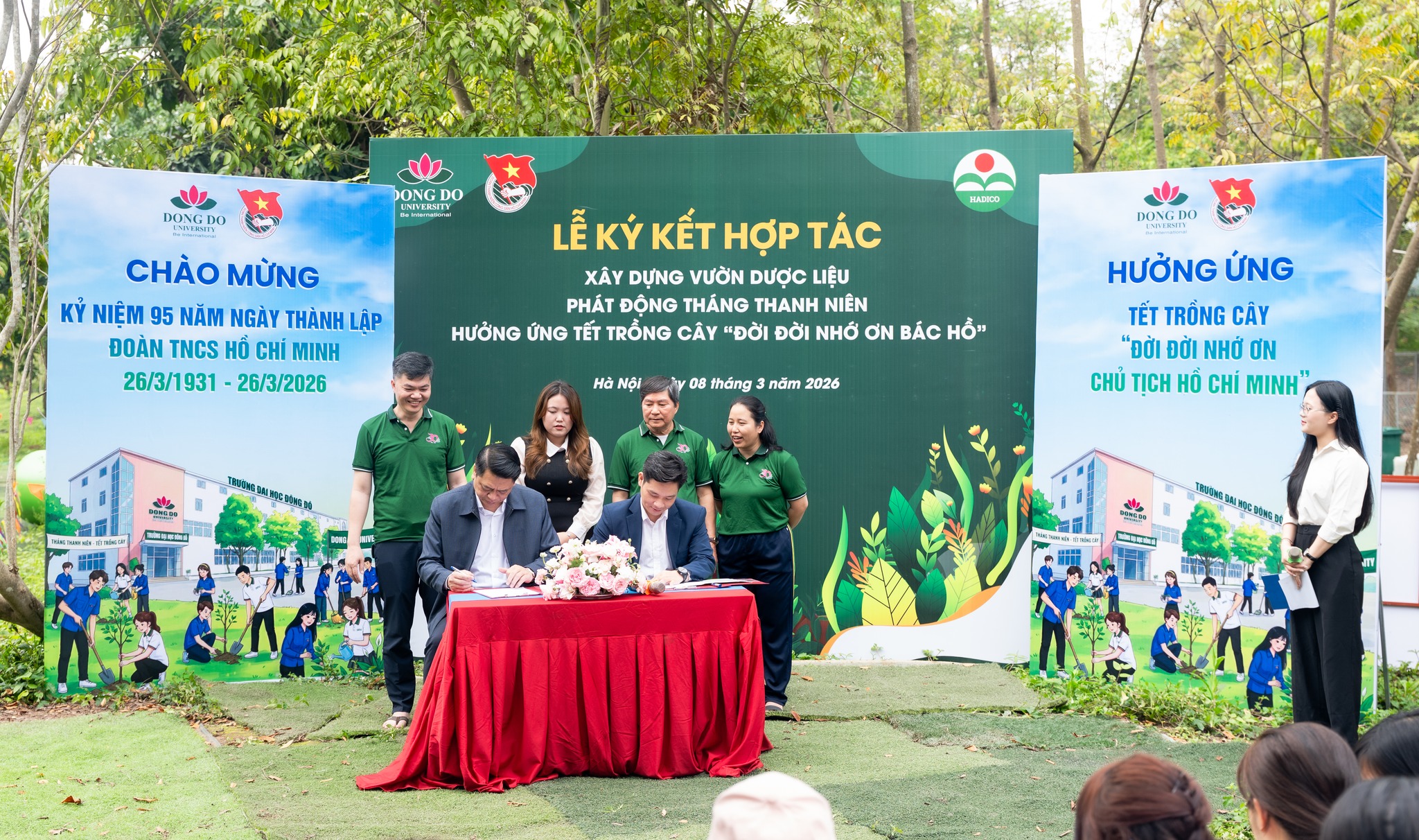  Trường Đại học Đông Đô ký kết hợp tác xây dựng Vườn dược liệu, phát động Tháng Thanh niên 2026